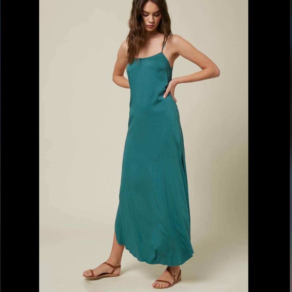 NWT O’Neill Koko Solid Dress